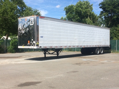 Semi trailer for storage